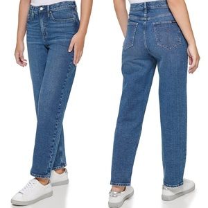 NWT Calvin Klein • Mid Rise Boyfriend Jeans size 4/27 mid wash